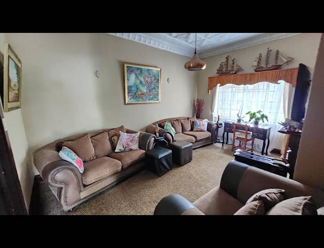 5 BEDROOM HOUSE FOR SALE IN ALBERTON NORTH